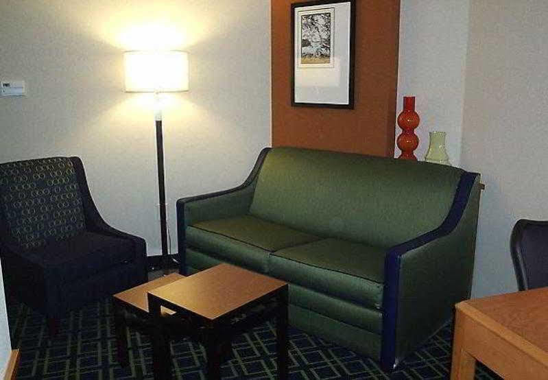 Fairfield Inn And Suites By Marriott Seymour Dış mekan fotoğraf